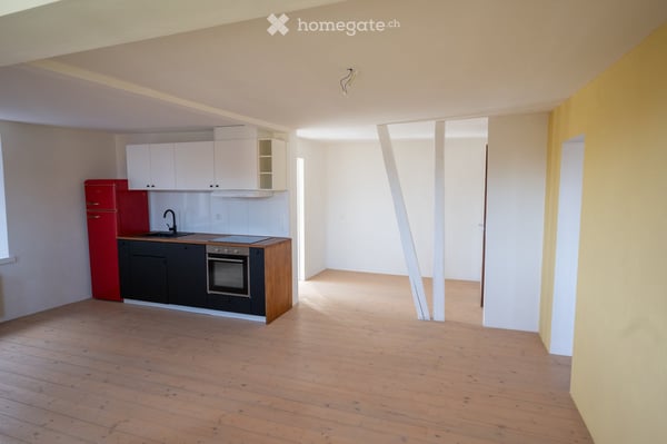 Helle 2.5-Zimmer-Wohnung mit schöner Aussicht in Fällanden 4