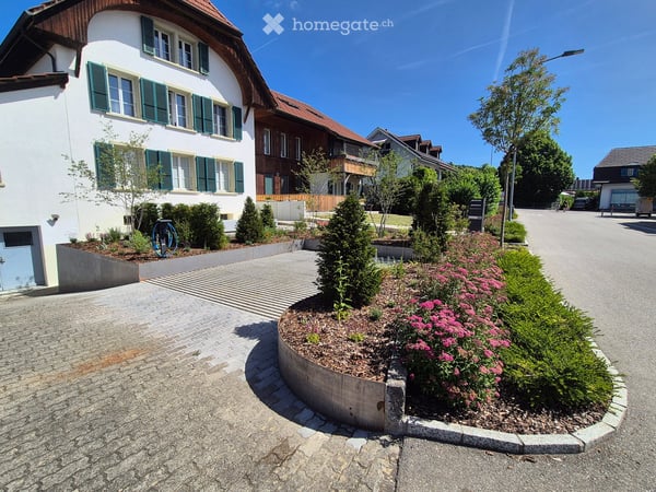 Charmante 4-Zimmer-Altbauwohnung mit Balkon in Oberbipp 3
