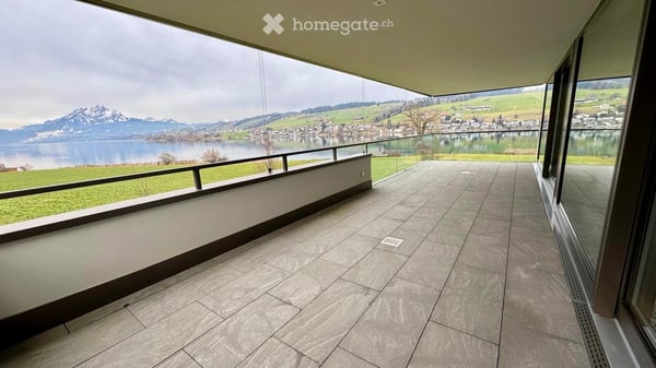 Luxuriöse Wohnung mit einzigartiger Seesicht zum Pilatus 2