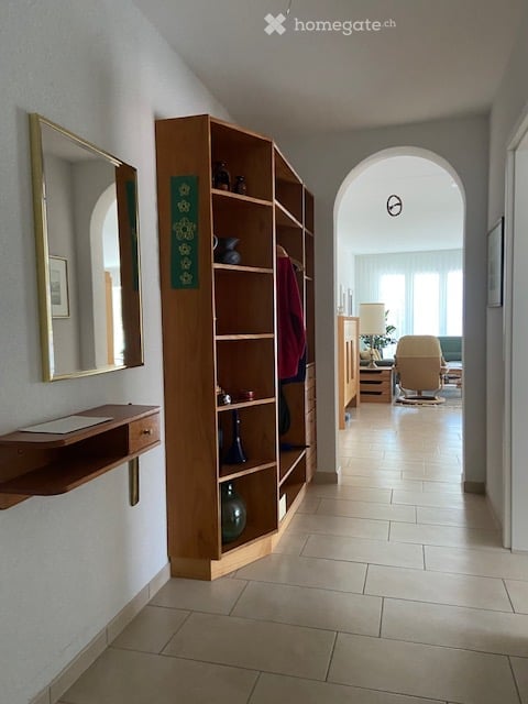Helle, sonnige 4.5-Zimmer-Wohnung mit grossem Balkon an zentraler Lage in Elgg 3