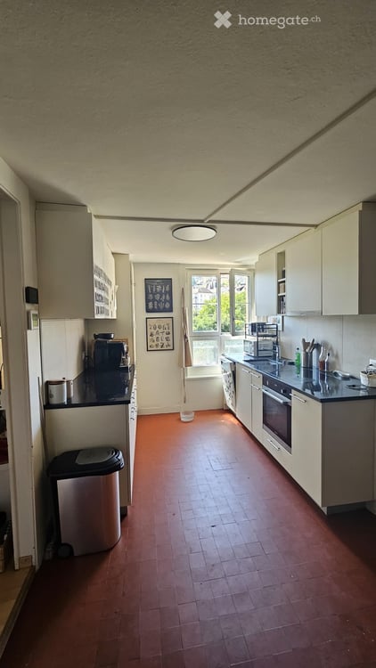 Habitation dans maison ancienne à côté de la gare de Neuchatel 2