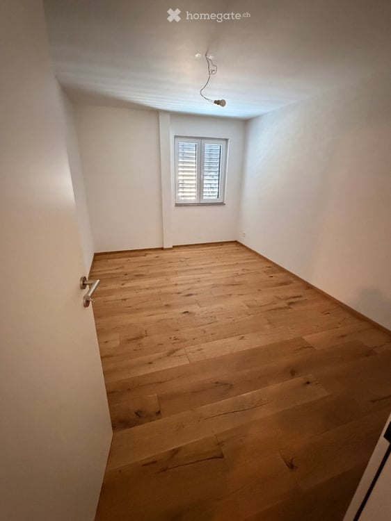 Helle 3.5-Zimmer-Wohnung mit Balkon in Bätterkinden – sofort verfügbar! 3