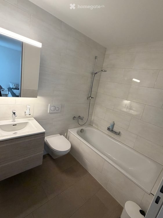 3.5-Zimmer-Wohnung mit modernem Ausbaustandard in zentraler Lage in Bülach 4