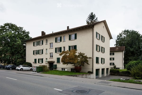 Helle 4.5-Zimmer-Wohnung mit Balkon & Parkplatz | ab 1. August 2026 | CHF 1'850 inkl. NK & Parkplatz 2