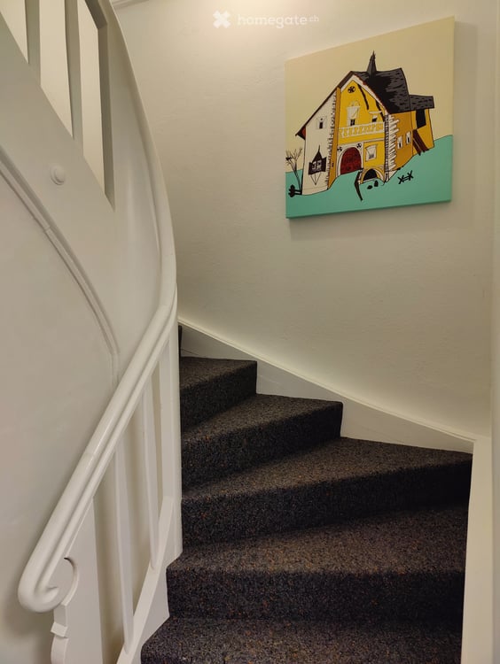 Charmantes 4.5-Zimmer-Doppeleinfamilienhaus in Danis, Graubünden 4