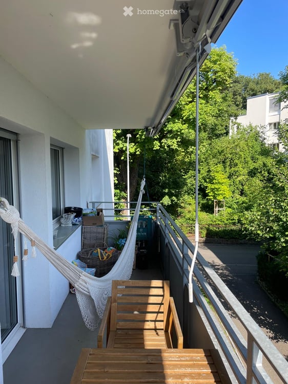 Helle 5-Zimmer-Wohnung mit Balkon und Grünblick in Seefeld 2