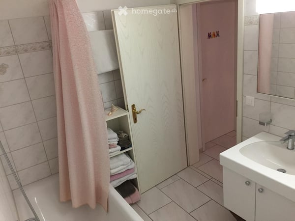 Schöne 4.5-Zimmer-Wohnung in Weiach 10