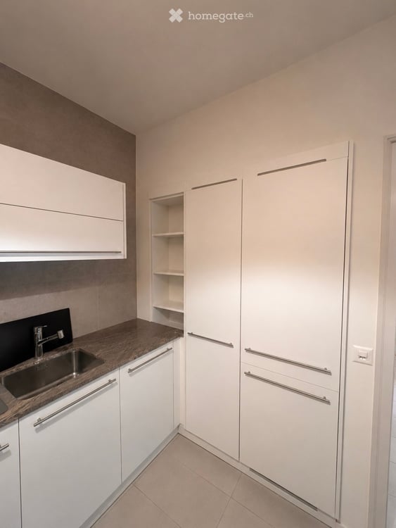 Charmant appartement de 2.5 pièces avec balcon à Lausanne 4