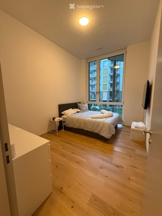 Moderne 4.5-Zimmer-Maisonette-Wohnung 10