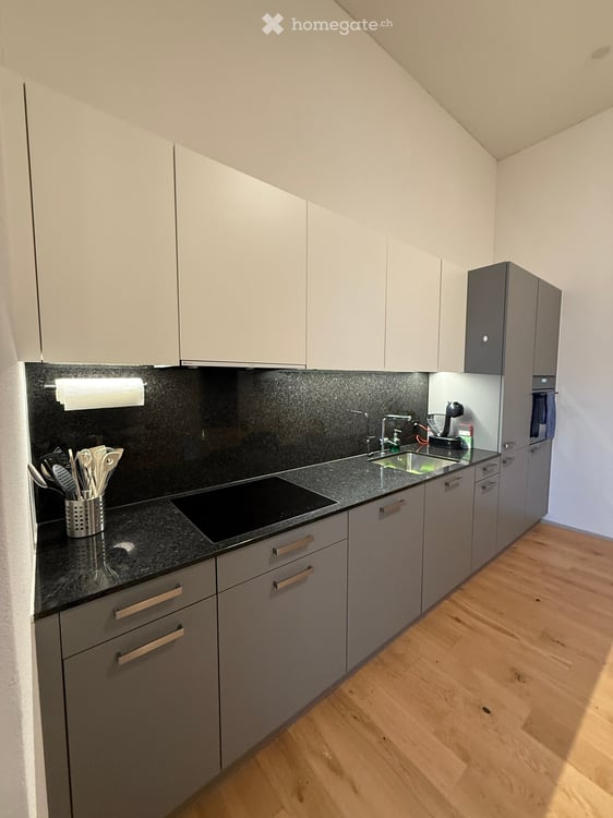 Moderne 4.5-Zimmer-Maisonette-Wohnung 2