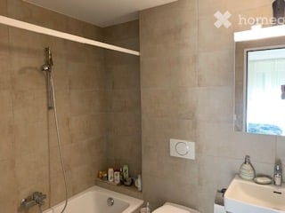 Helle moderne 4.5-Zimmer-Wohnung im EG mit Terrasse in Winkel 7