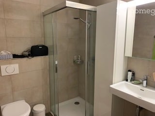 Helle moderne 4.5-Zimmer-Wohnung im EG mit Terrasse in Winkel 8