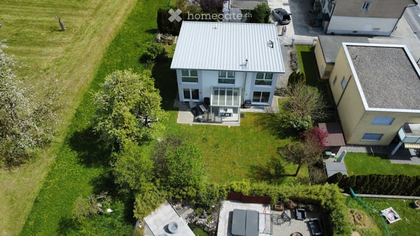 Traumhaus am Grünrand | 6.5 Zimmer | freistehend | unverbaubare Aussicht | Minergie | Kaufoption 2