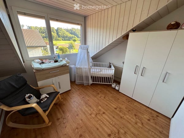 Charmantes 5.5-Zimmer-Einfamilienhaus in Kirchberg BE 8