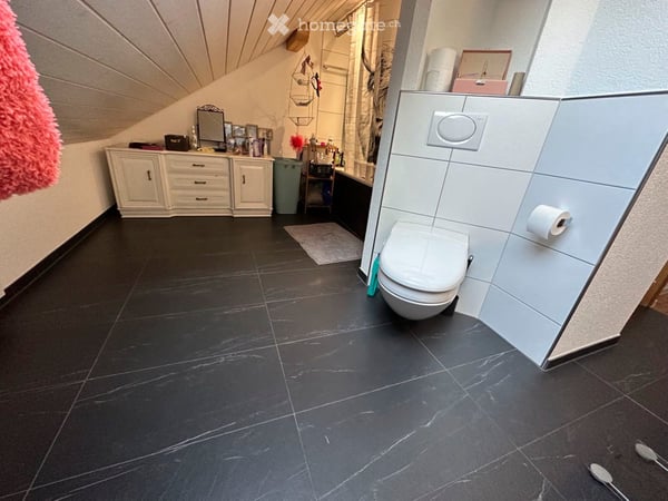 Charmantes 5.5-Zimmer-Einfamilienhaus in Kirchberg BE 10