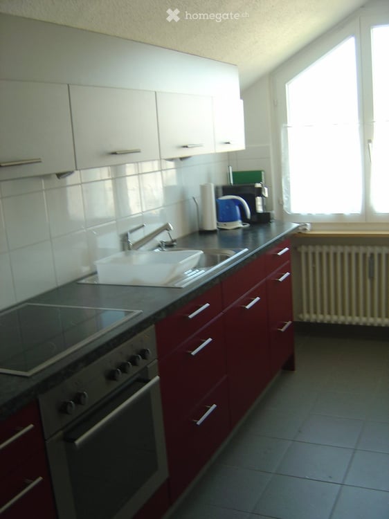 Frisch sanierte 2,5 Zi-Dach-Wohnung an ruhiger Lage 5