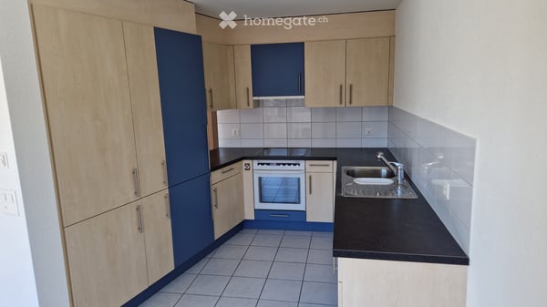 Helle 3.5-Zimmer-Wohnung mit Balkon und schöner Aussicht im Zentrum von Eschenbach SG 6