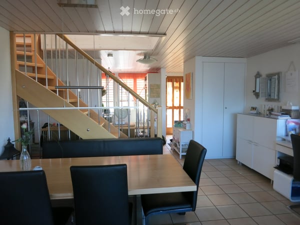 Einfamilienhaus mit See- und Bergsicht in Aeschi bei Spiez 5