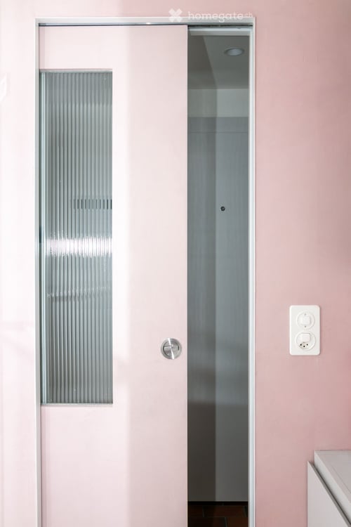Charmante 2.5-Zimmer-Altbauwohnung an bester Lage in Zürich 8001 4