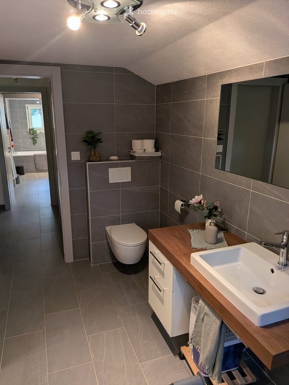 Grosszügige 3.5-Zimmer-Wohnung im Saastal 7