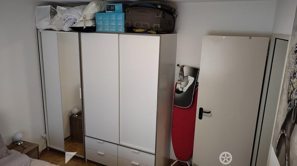 Charmante 2.5-Zimmer-Terrassenwohnung an der Bahnhofstrasse in Interlaken 3