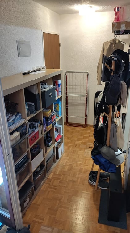 Charmante 2.5-Zimmer-Terrassenwohnung an der Bahnhofstrasse in Interlaken 11