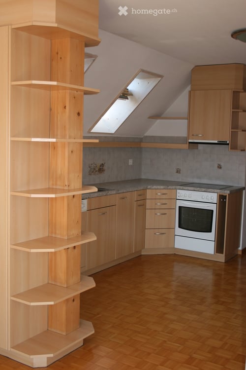 Charmante 2.5-Zimmer-Dachwohnung an der Fellenbergstrasse in Zürich 5