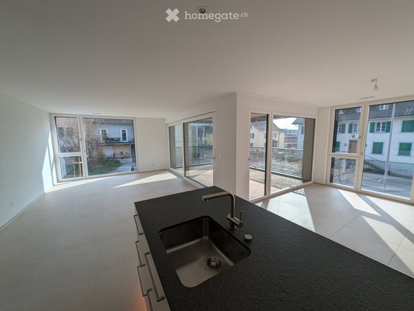 Wunderschöne 4.5-Zimmer-Wohnung im Eigentumsstandard an zentraler Lage im Dorfzentrum 12