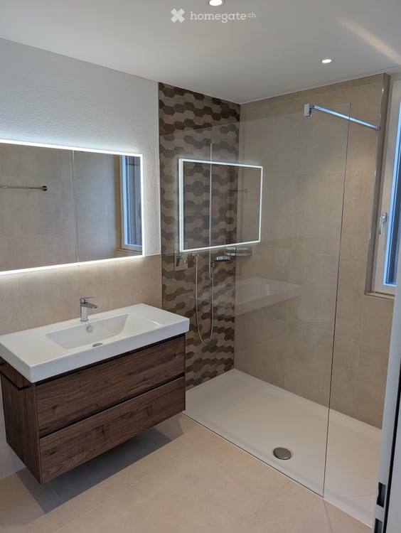 Wunderschöne 4.5-Zimmer-Wohnung im Eigentumsstandard an zentraler Lage im Dorfzentrum 15