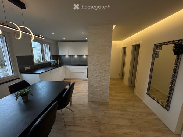 Moderne 3.5-Zimmer-Wohnung mit Panoramablick in Dietikon – Sofort verfügbar! 1