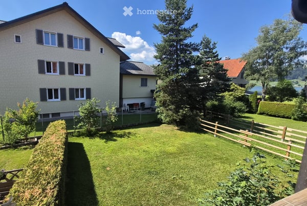 Charmante 4.5-Zimmer-Maisonette-Wohnung mit Gallerie und seitlichem Seeblick in Willerzell 8