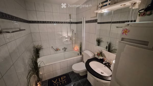 Charmante 4.5-Zimmer-Maisonette-Wohnung mit Gallerie und seitlichem Seeblick in Willerzell 16