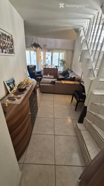 Charmante 4.5-Zimmer-Maisonette-Wohnung mit Gallerie und seitlichem Seeblick in Willerzell 4
