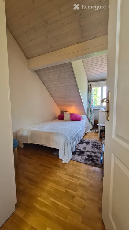 Charmante 4.5-Zimmer-Maisonette-Wohnung mit Gallerie und seitlichem Seeblick in Willerzell 11