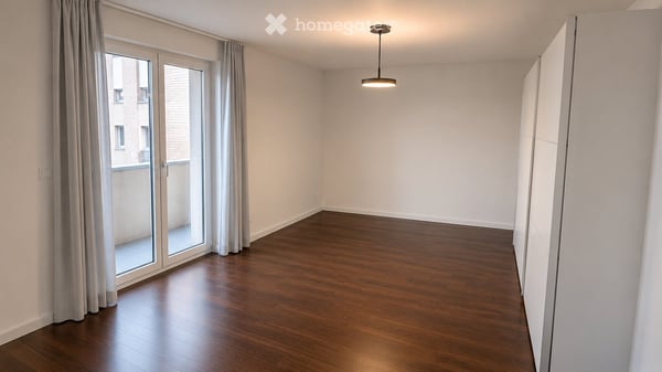 Bright 2.5-Room Modern Apartment with Balcony in Convenient Location 4