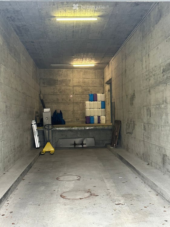 Lagerfläche an der Industriestrasse 36 in Lenzburg zu vermieten 7