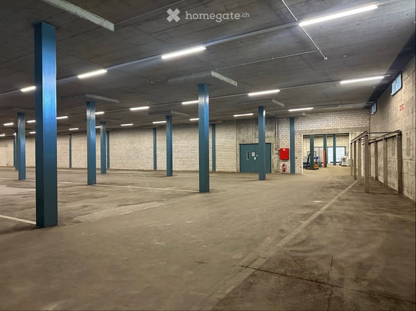 Lagerfläche an der Industriestrasse 36 in Lenzburg zu vermieten 2