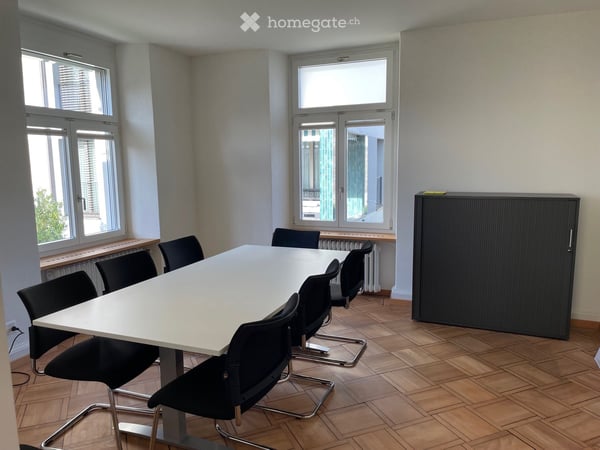 Büro oder Praxisraum inkl. Mitbenützung vom Sitzungsraum im Herzen von Uster zu vermieten 5