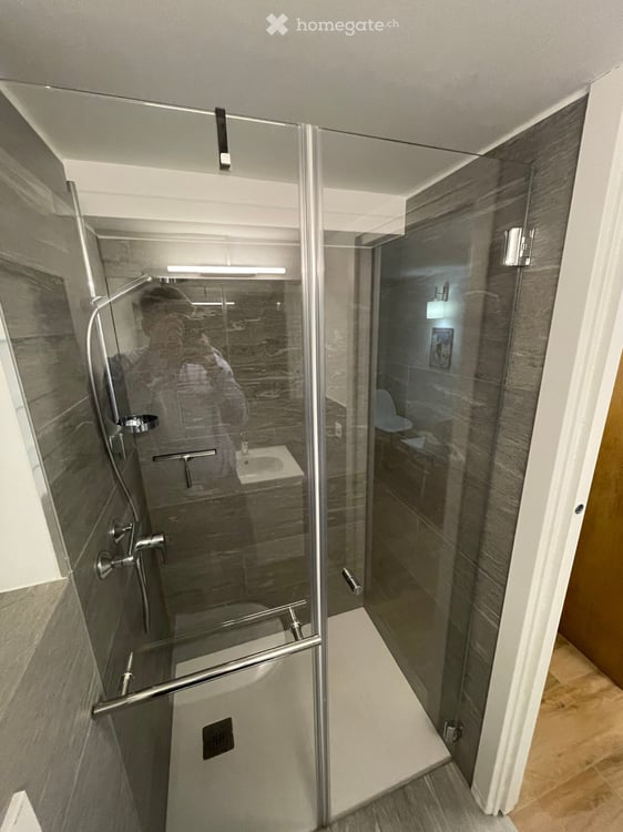 1-Zimmer mit Bad - im wunderschönen Sils im Engadin. Renoviert und komplett möbliert.*** 12