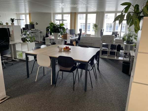 Offener Bürobereich im 5. OG an der Neugasse 10, Zürich 8005 – ab August 2026 zu vermieten 2