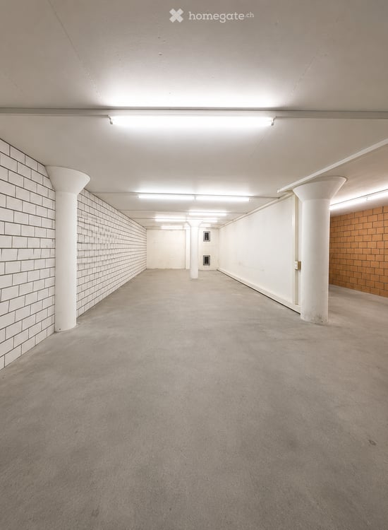 Nachmieter gesucht: 126 m² Lagerraum / Bastelraum in Wabern 3