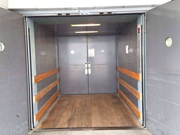 Nachmieter gesucht: 126 m² Lagerraum / Bastelraum in Wabern 4