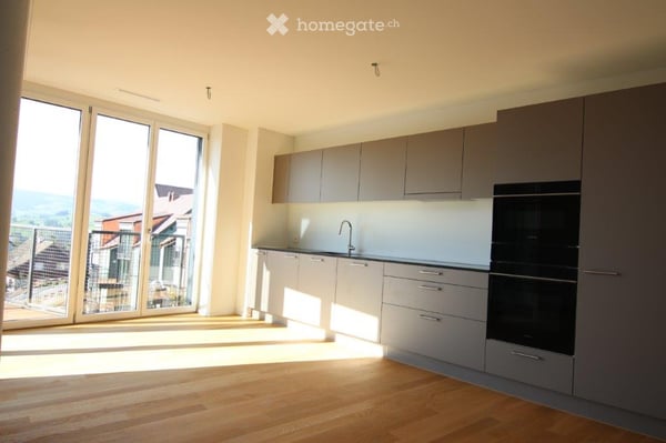 Helle 5.5-Zimmer-Maisonette-Wohnung mit Balkon und Bergblick in Hirzel 4