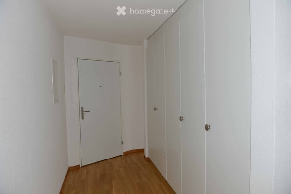Grosszügige 5.5-Zimmer-Wohnung mit Balkon und schöner Aussicht in Dübendorf 10