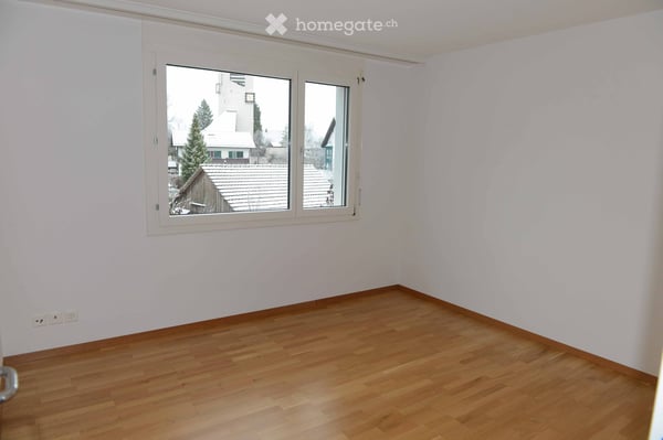 Grosszügige 5.5-Zimmer-Wohnung mit Balkon und schöner Aussicht in Dübendorf 19