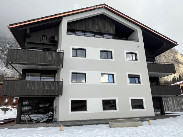 Neue helle Wohnung in Trin Mulin 1