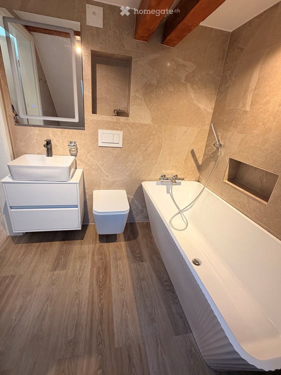 4.5-Zimmer-Maisonette mit Seesicht & Garten 11