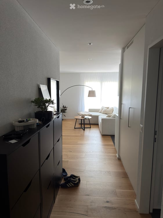 Moderne 3.5-Zimmer-Neubauwohnung inkl. Doppelparkplatz in Nürensdorf 2