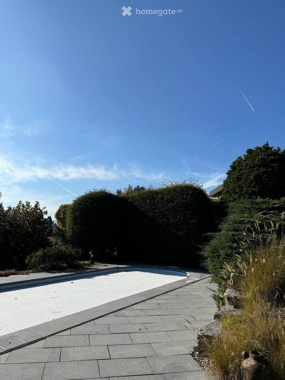 Wohnen mit Aussicht, Pool und viel Privatspähre in Udligenswil 10