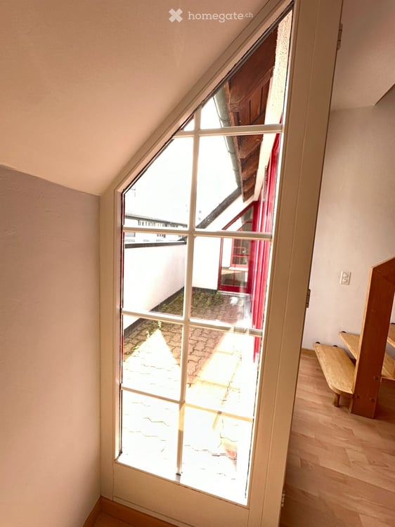Charmante 3.5-Zimmer-Altbauwohnung mit Balkon in Neuhausen am Rheinfall – ab sofort verfügbar 5
